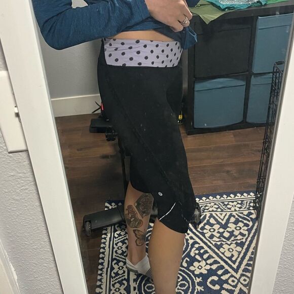 Lululemon Run Crop Black Polka Dot - Picture 6 of 8